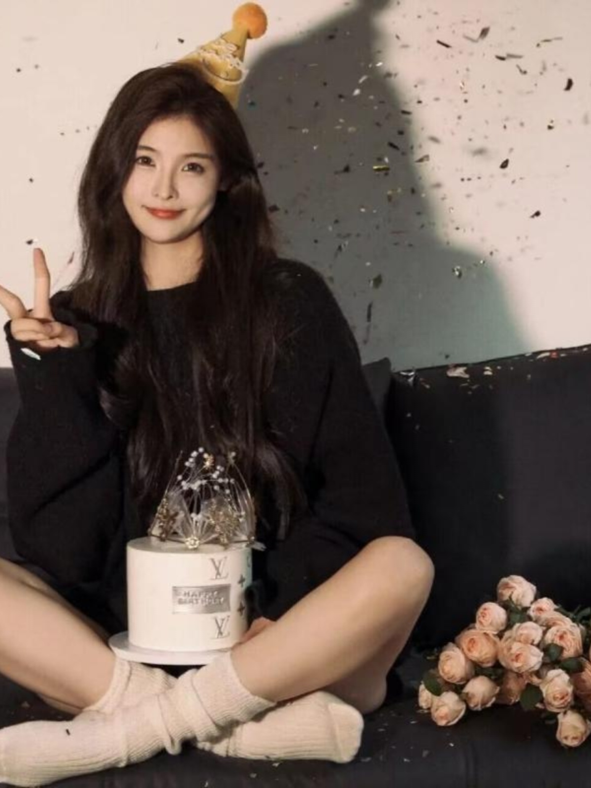 Black Mid-Length Sweater Art P - Ethnic Clothing & Online Fashion Store Khaadi Us 리뷰 및 가격